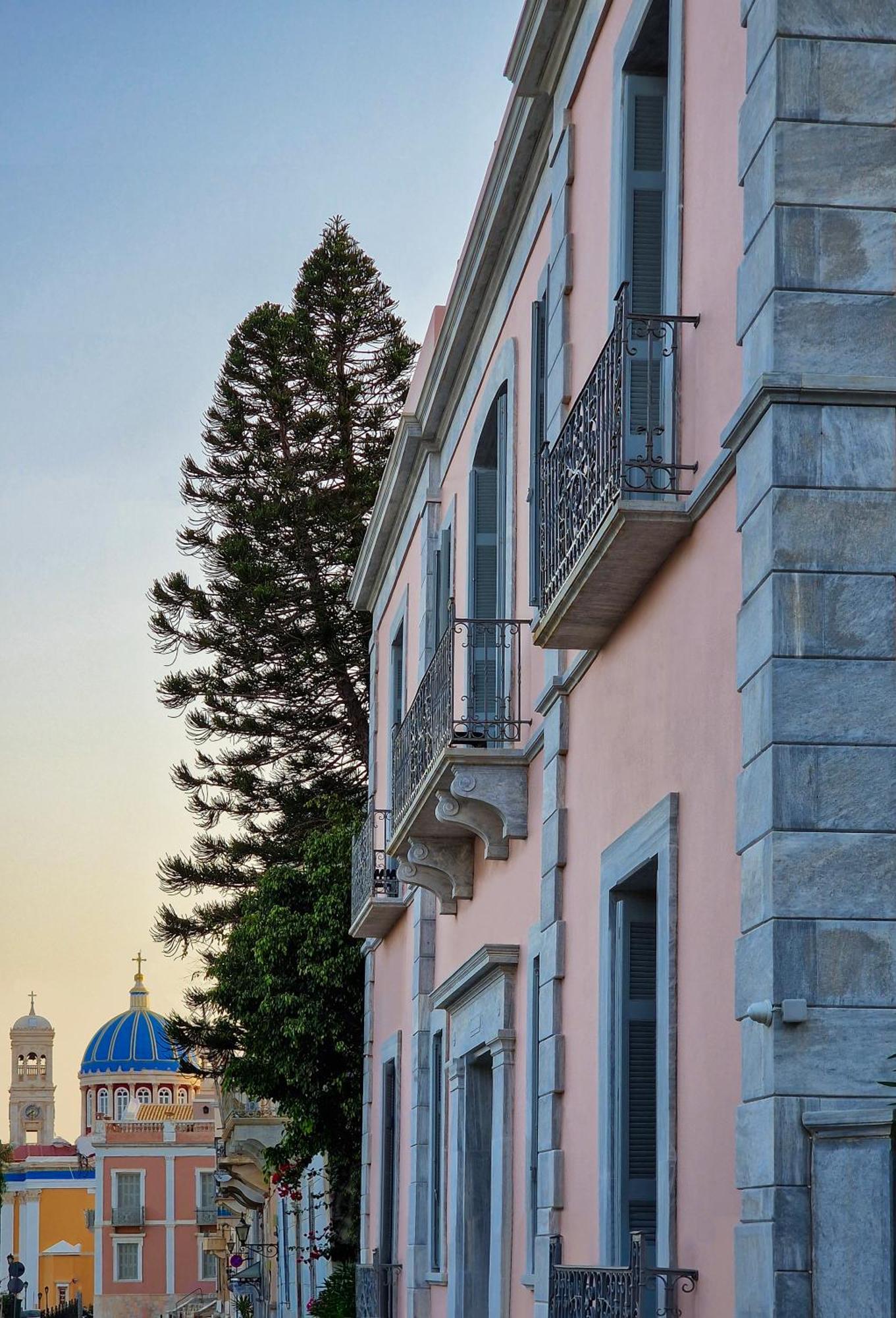 Aristide Hotel Ermoupoli Buitenkant foto