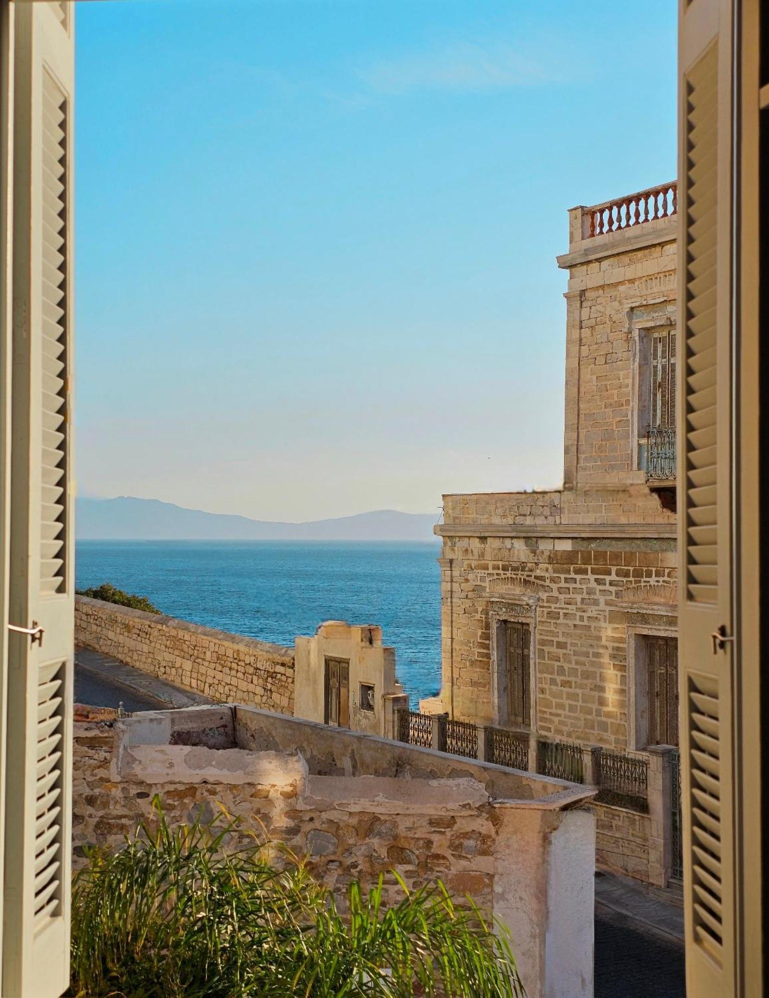 Aristide Hotel Ermoupoli Buitenkant foto